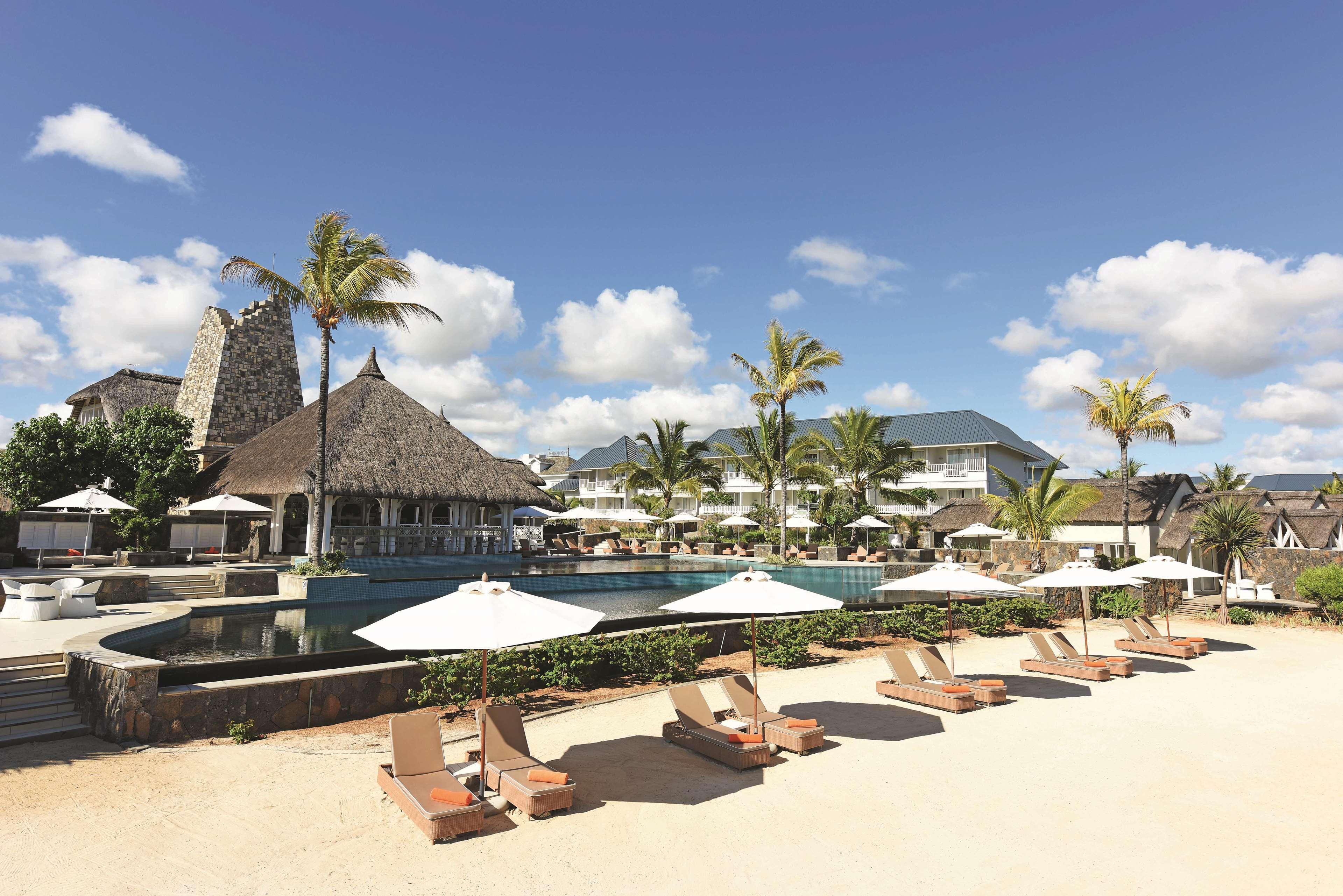 Radisson Blu Azuri Resort & Spa Roches Noires Экстерьер фото