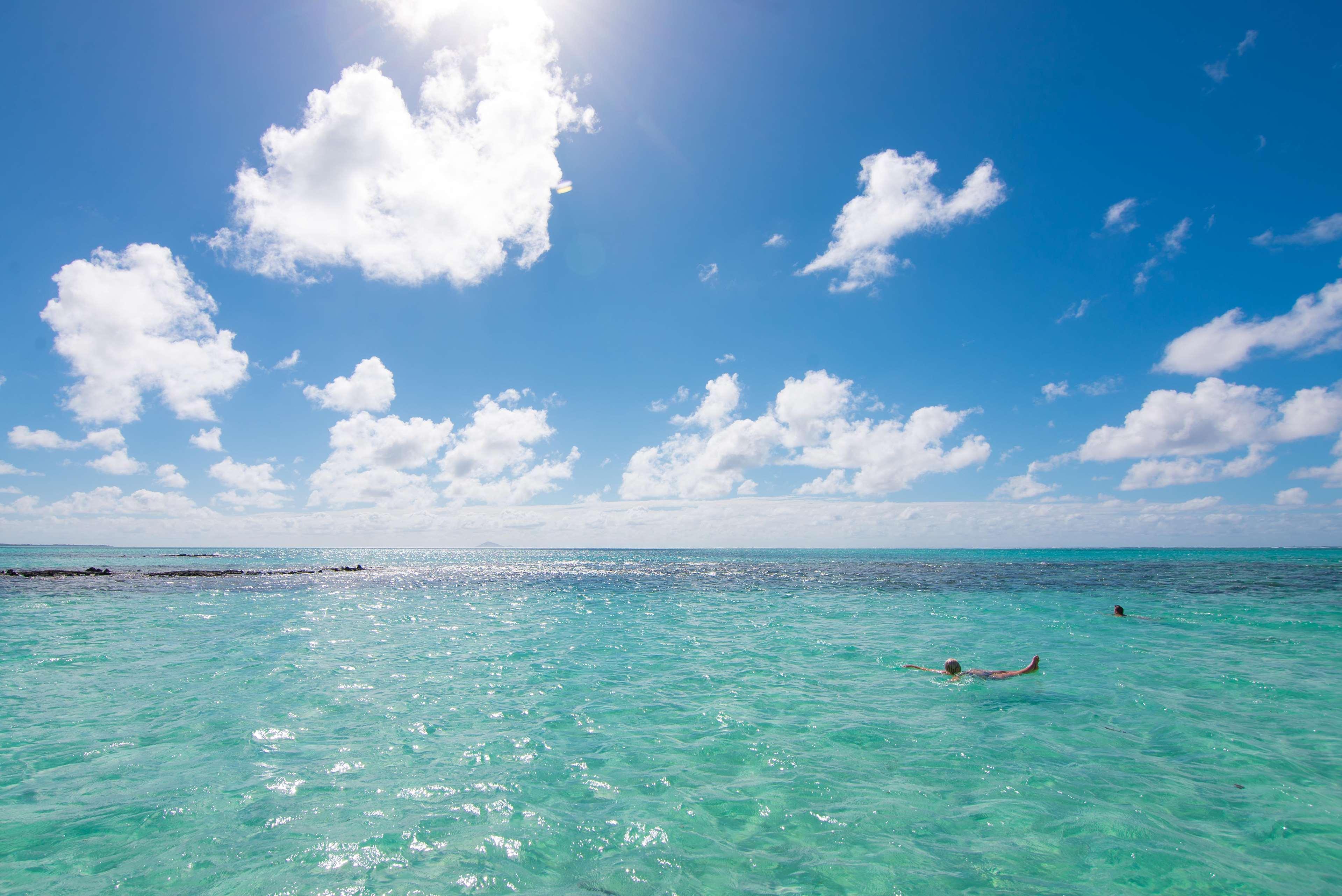 Radisson Blu Azuri Resort & Spa Roches Noires Экстерьер фото