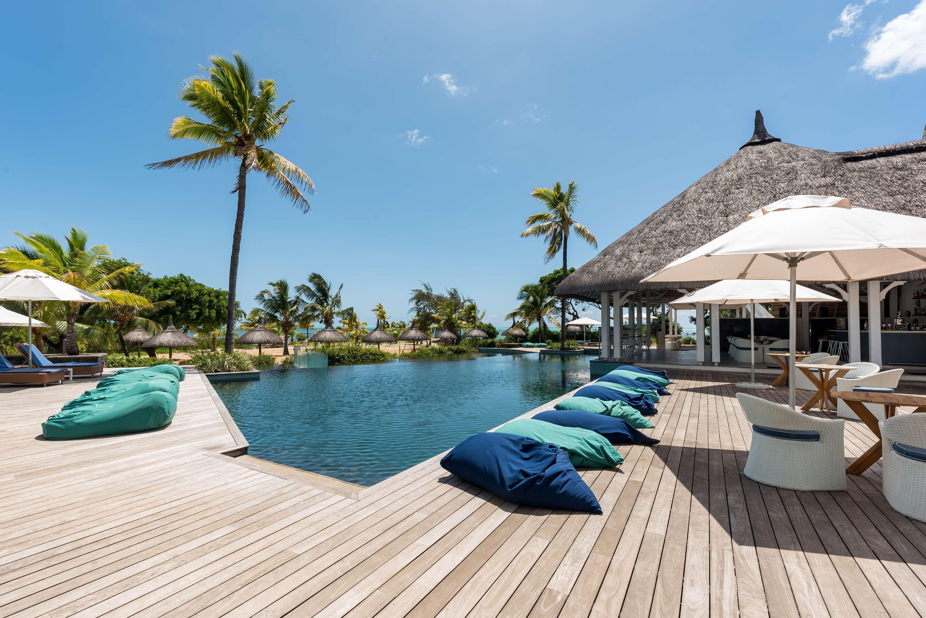 Radisson Blu Azuri Resort & Spa Roches Noires Экстерьер фото